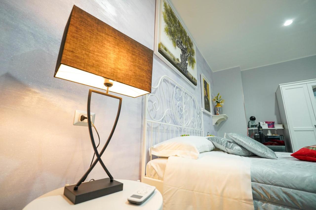 ピッツォ Piedigrotta Magique Luxury Bed & Breakfast エクステリア 写真
