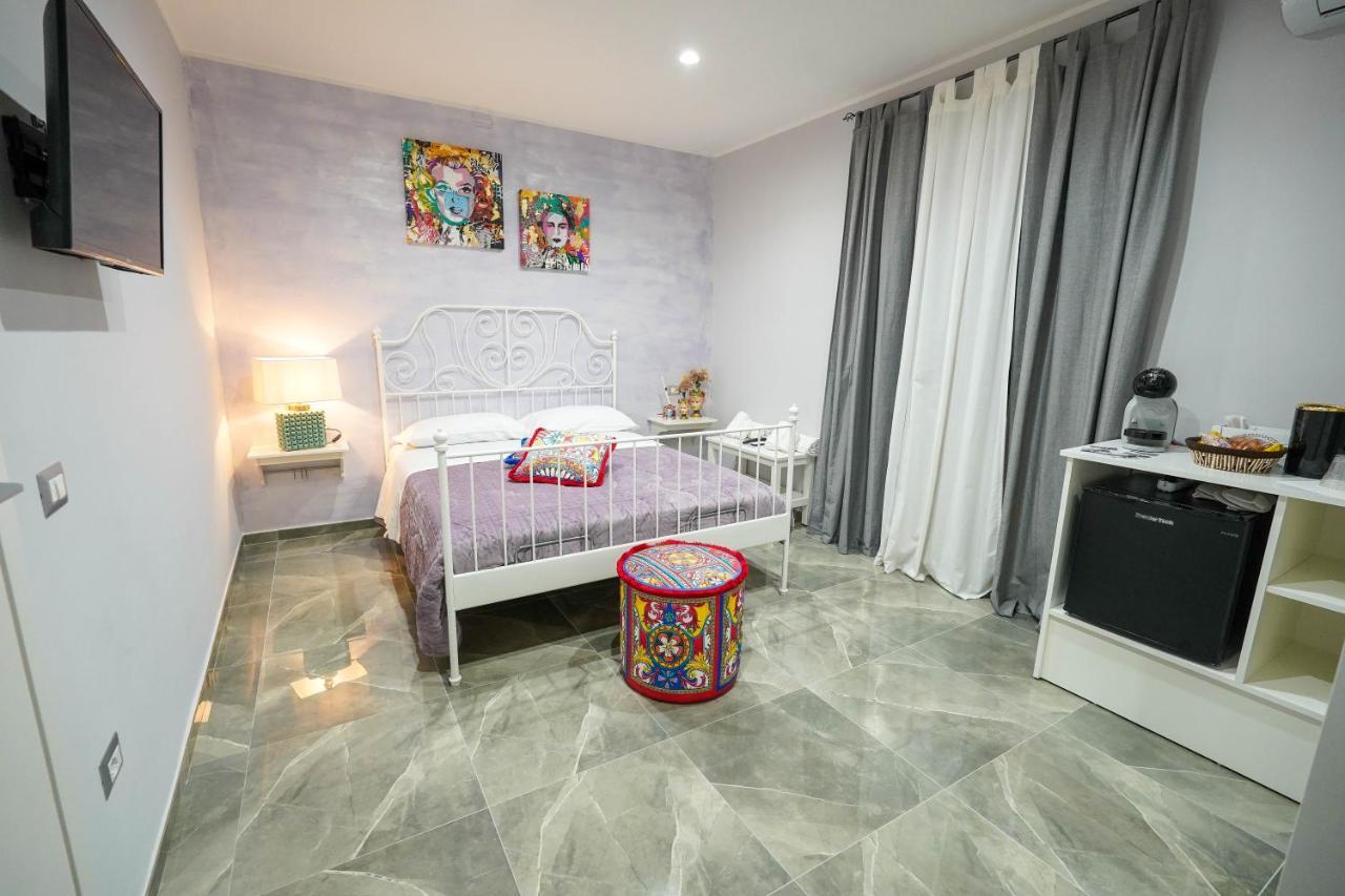 ピッツォ Piedigrotta Magique Luxury Bed & Breakfast エクステリア 写真