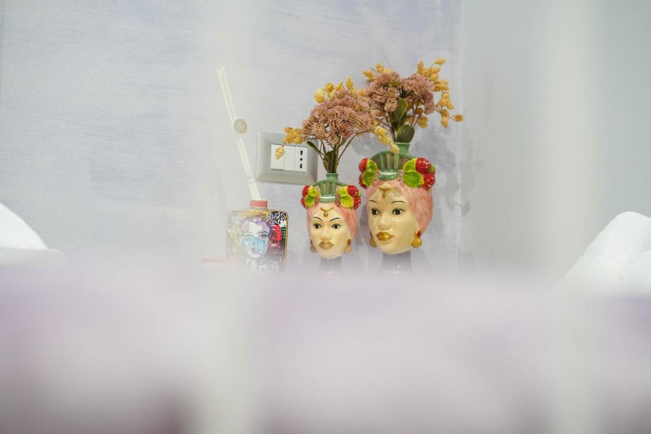 ピッツォ Piedigrotta Magique Luxury Bed & Breakfast エクステリア 写真