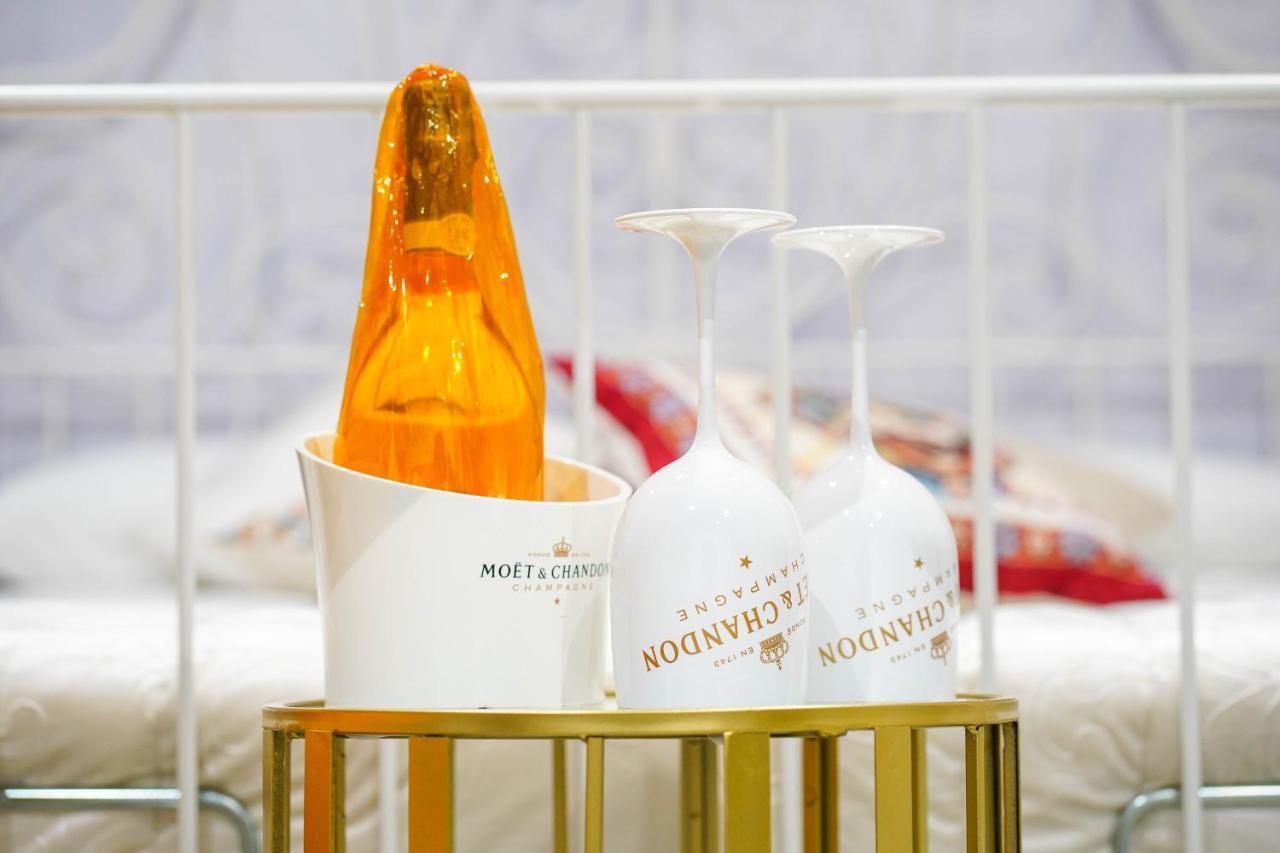 ピッツォ Piedigrotta Magique Luxury Bed & Breakfast エクステリア 写真