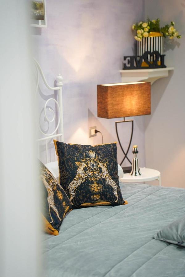 ピッツォ Piedigrotta Magique Luxury Bed & Breakfast エクステリア 写真