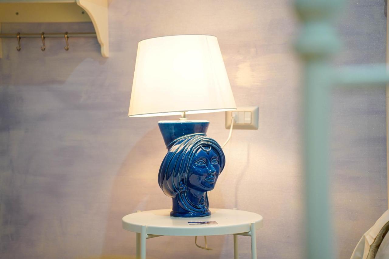 ピッツォ Piedigrotta Magique Luxury Bed & Breakfast エクステリア 写真