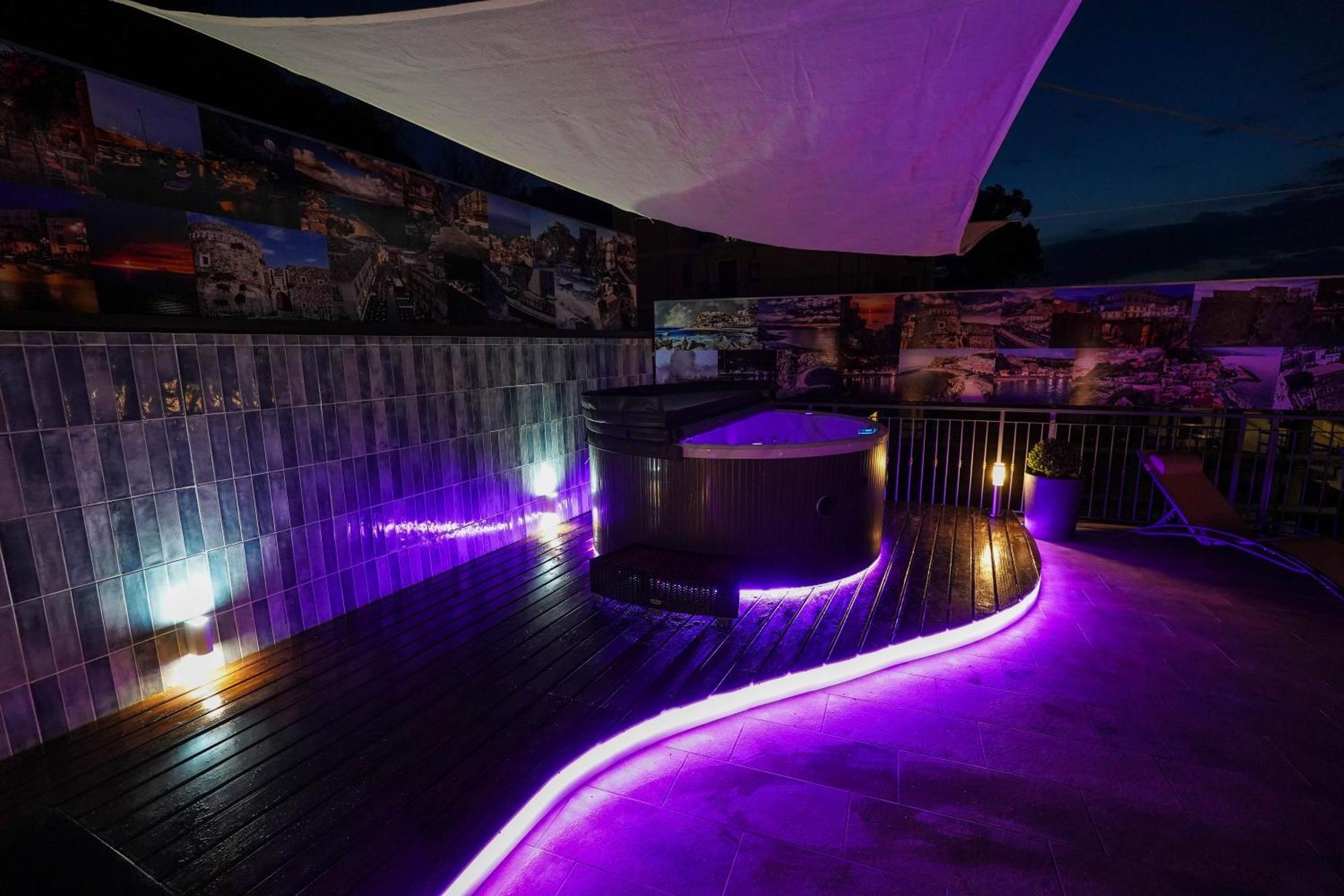 ピッツォ Piedigrotta Magique Luxury Bed & Breakfast エクステリア 写真